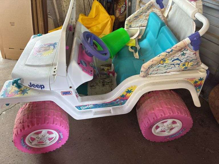 Fisher-Price Power Wheels Barbie Jeep image