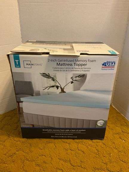 Mainstays Twin 2-Inch Gel-Infused Memory Foam Mattress Topper image