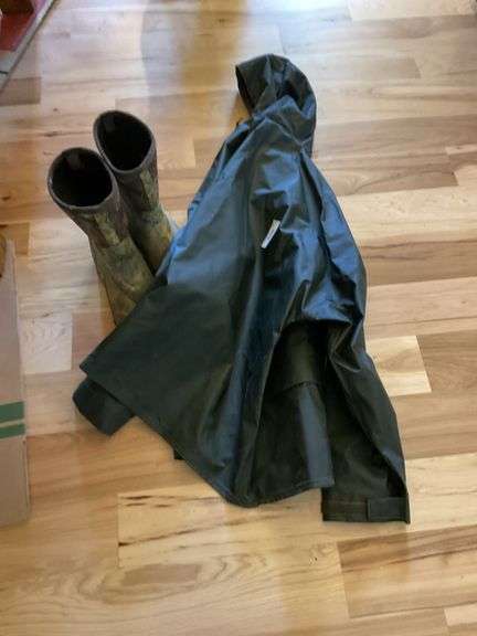 Hunting Gear: Camo Boots & Rain Poncho image