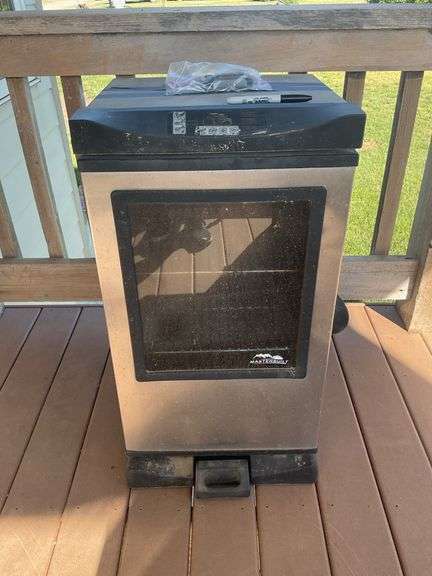 Masterbuilt Electric Smoker image