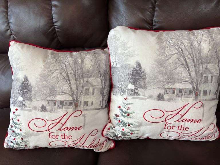 Set of 2 'Home for the Holidays' Decorative Throw Pillows image