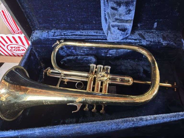 Blessing Elkhart Trumpet with Case image