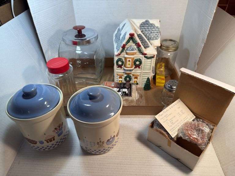 Mixed Lot of Kitchen and Home Decor Items image