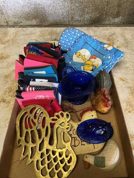 Rooster Decor and Kitchen Accessories image
