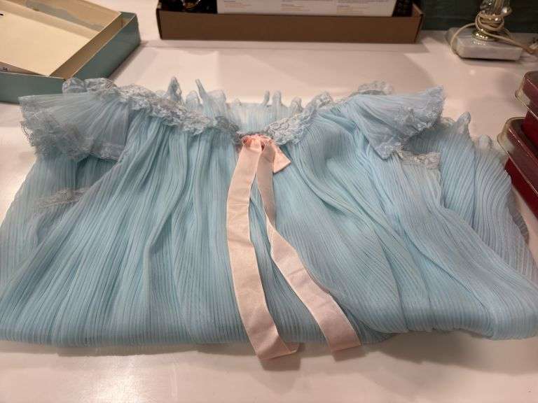 Johnson's Baby Gift Box with Blue Lingerie