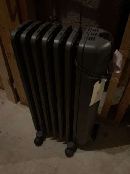 Portable Oil-Filled Radiator Heater image