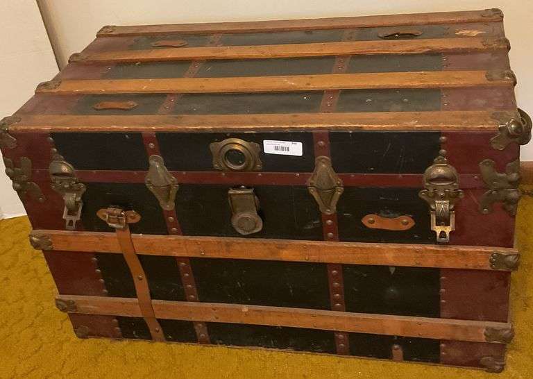 Decorative Travel Trunk with Interior Fabric Lining image