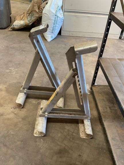 Pair of Ladder Jacks image