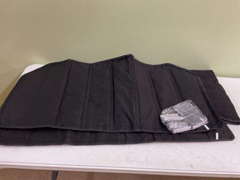Black mat with Velcro image