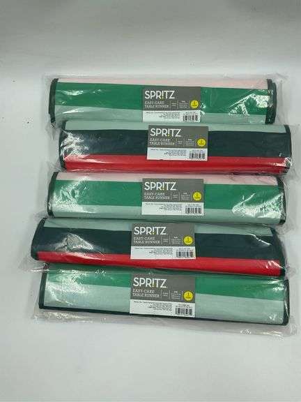Lot of 5 Spritz Easy-Care Large Table Runners, Striped image