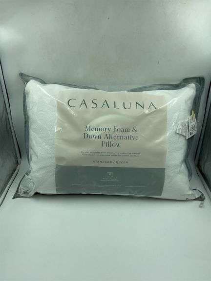 CASALUNA Memory Foam & Down Alternative Standard/Queen Pillow image