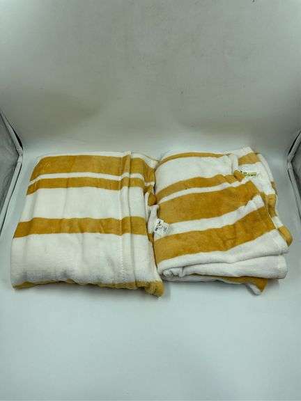 Set of 2 Striped Yellow and White Throw Blankets image