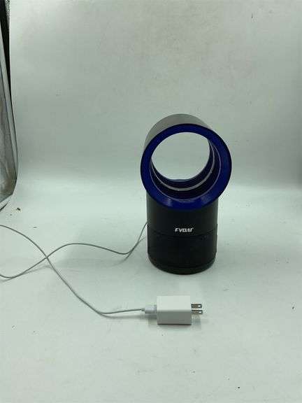 Black and blue fruit fly trap image