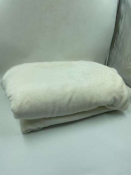 Cream Color Plush Blanket image