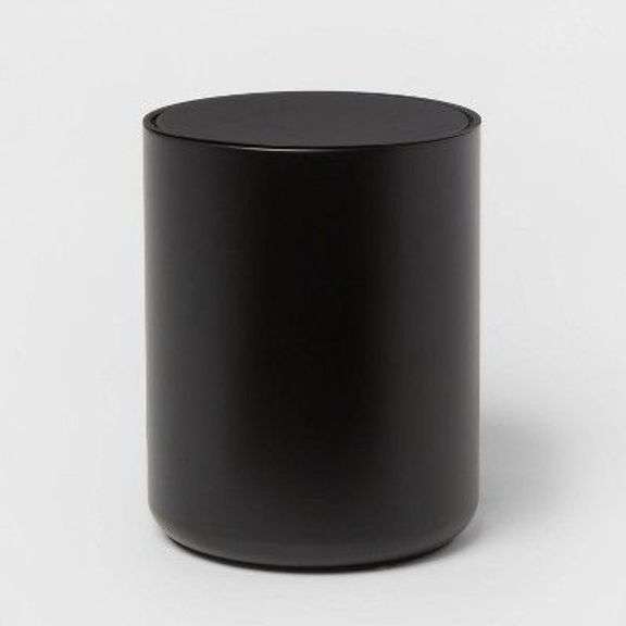 Modern Matte Black Bathroom Trash Can and Toilet Brush Set image