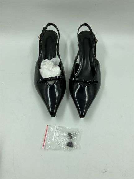 Women s black classy heels image