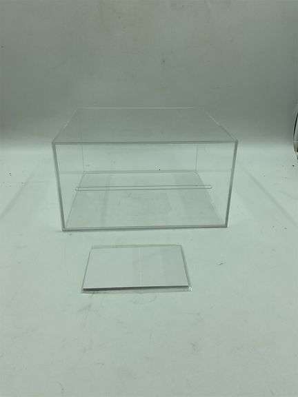 Clear envelope box image