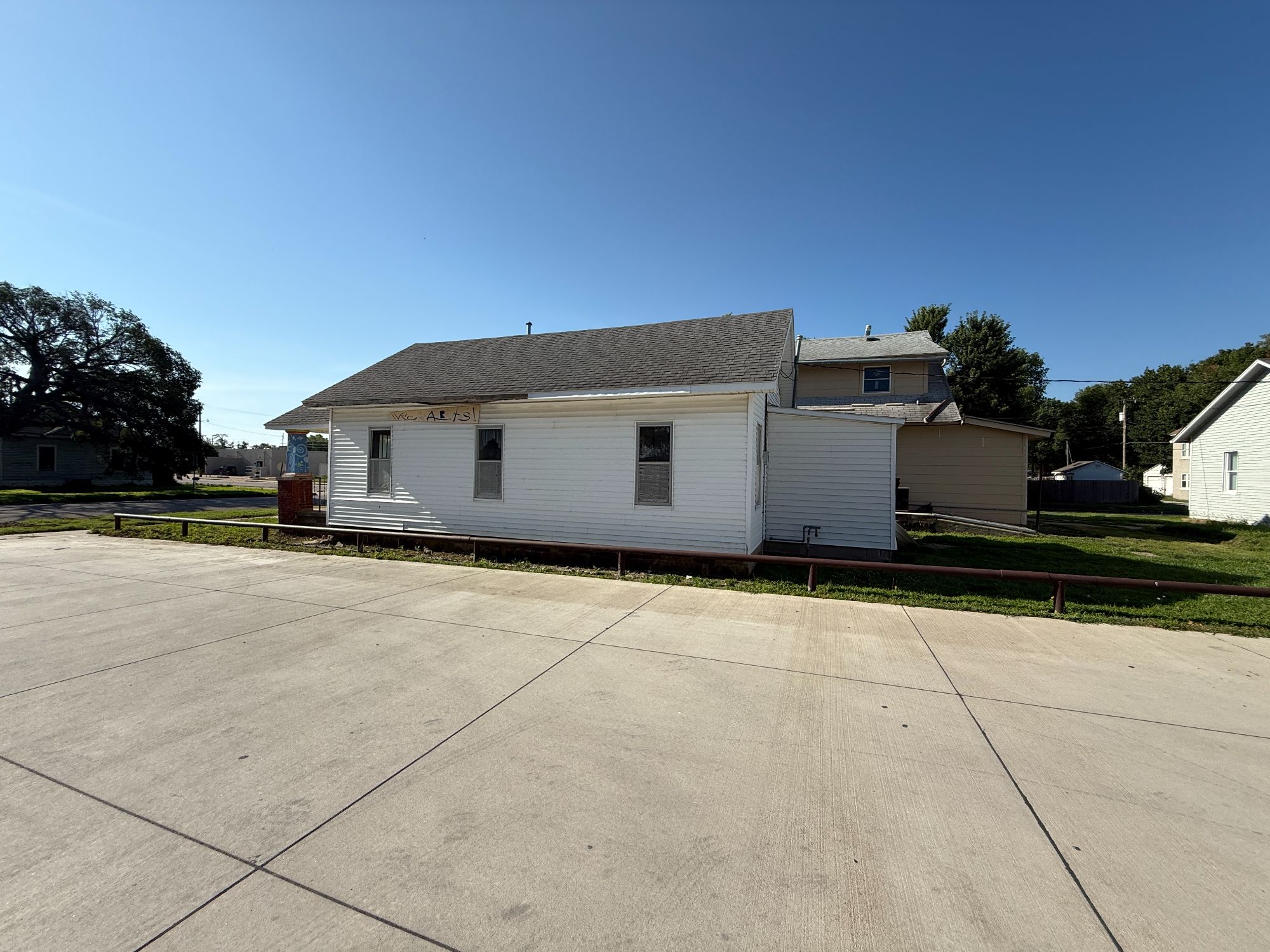 Lot image 18
