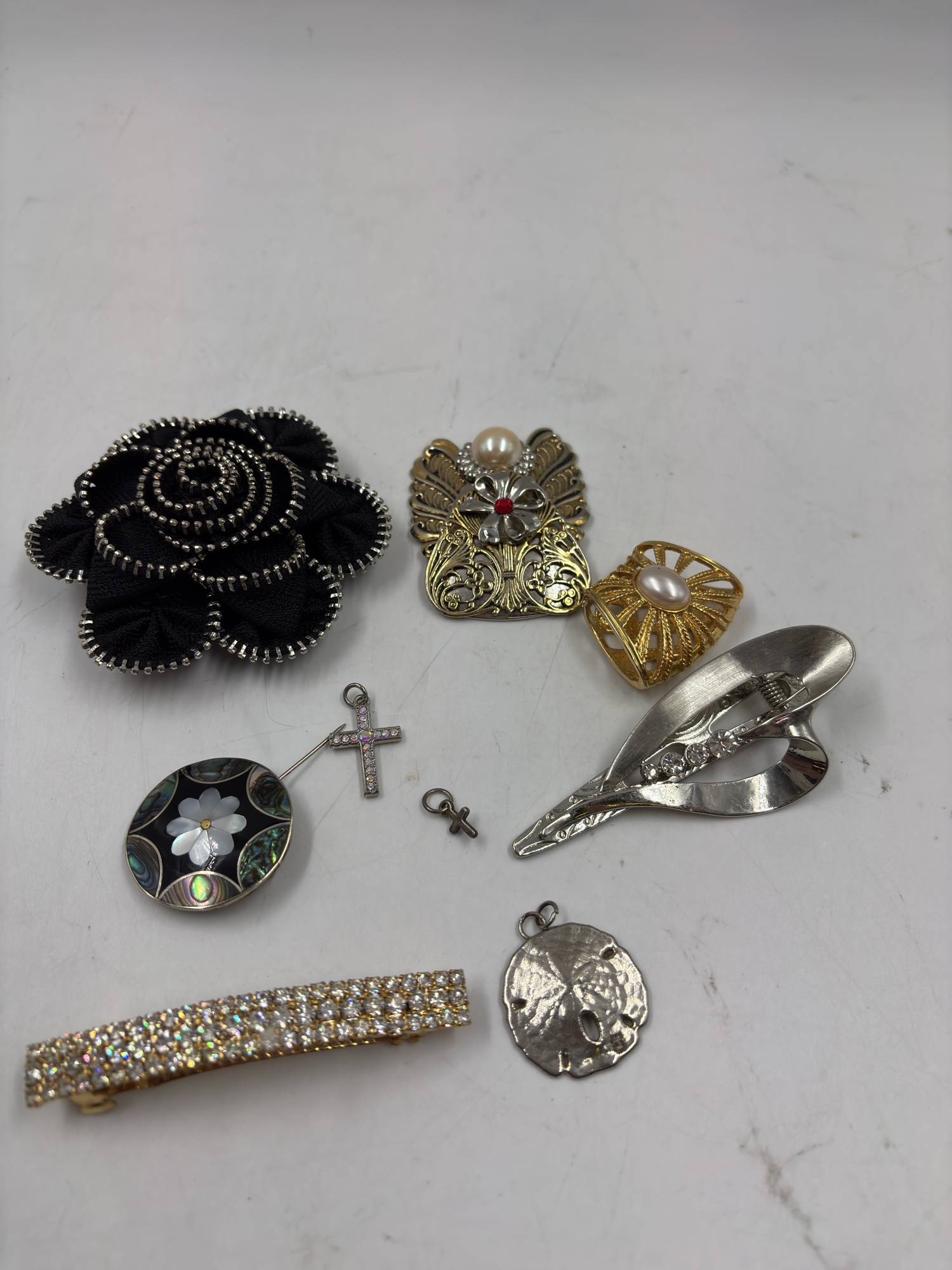Lot image 1