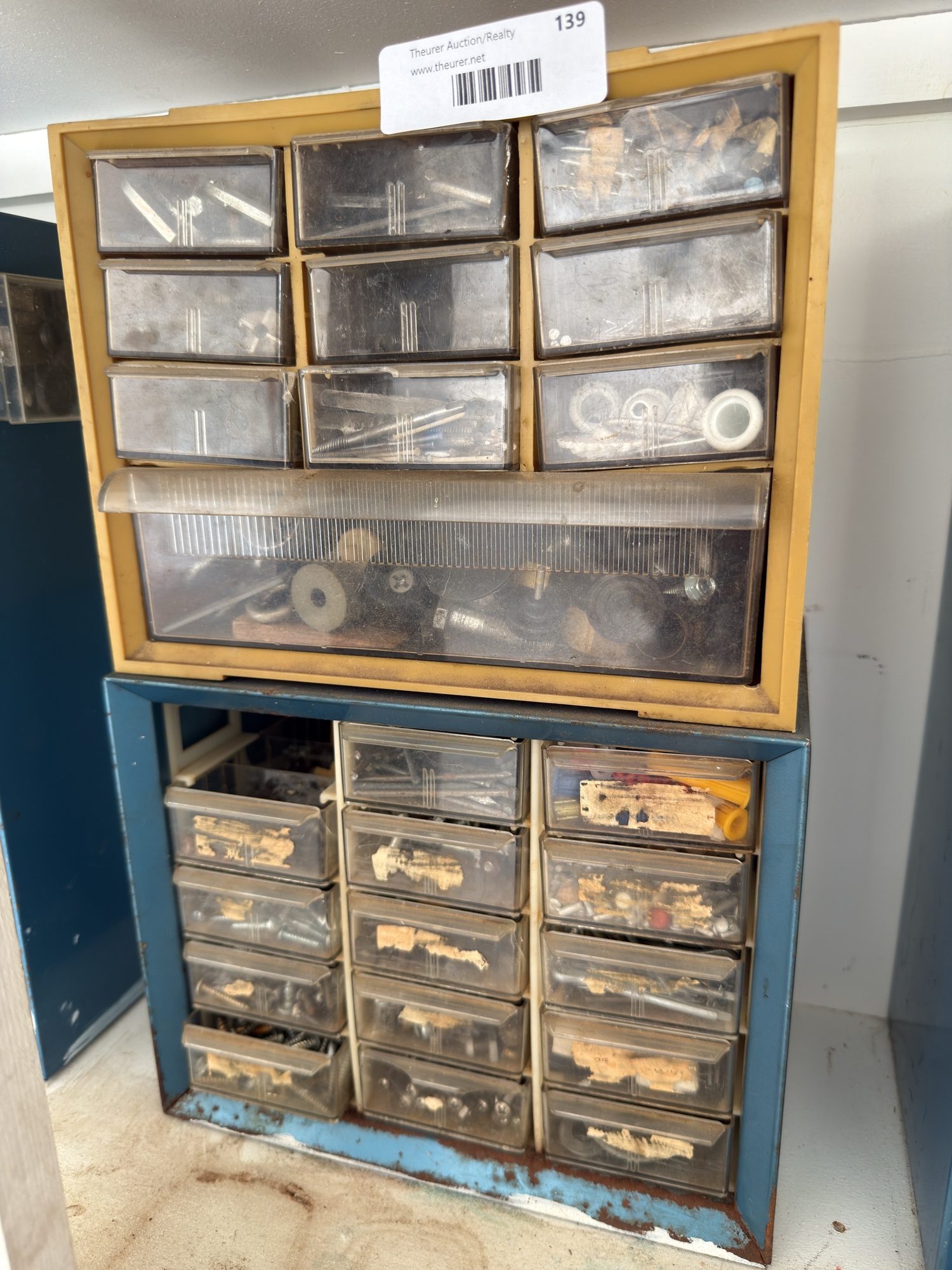 Lot image 1