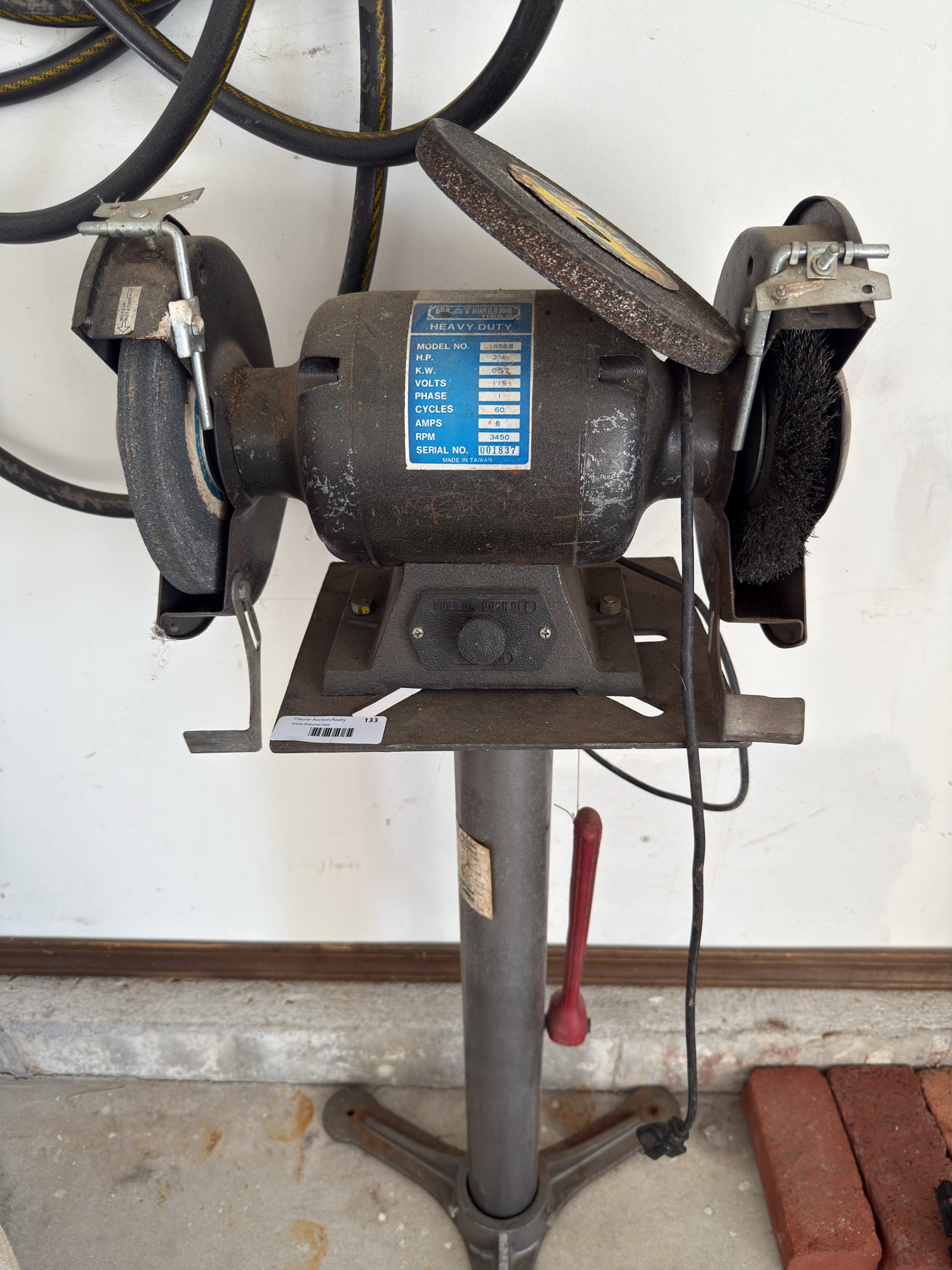 Lot image 1