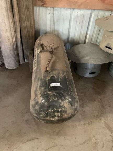 Black Max Coleman Air Compressor Tank on Wheels image