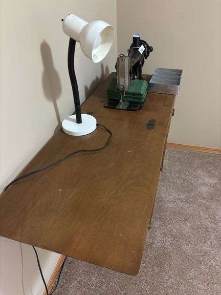 Singer Sewing Machine in Cabinet with Accessories