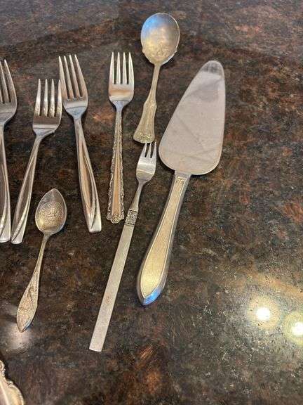 Silver Plated Flatware Set: Spoons, Forks, Knives and Serving Pieces