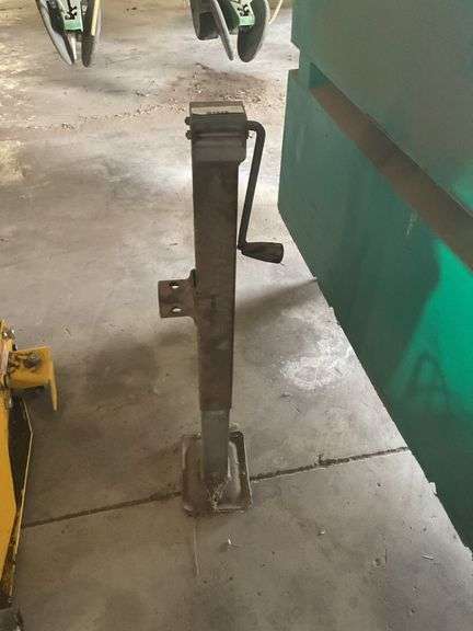 Heavy Duty Trailer Jack image