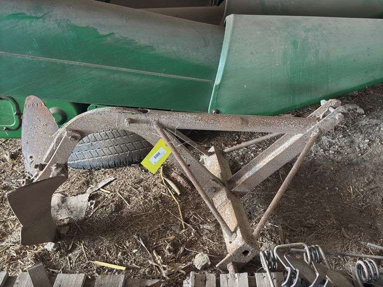 Shop Built 1-row lister on 3pt image