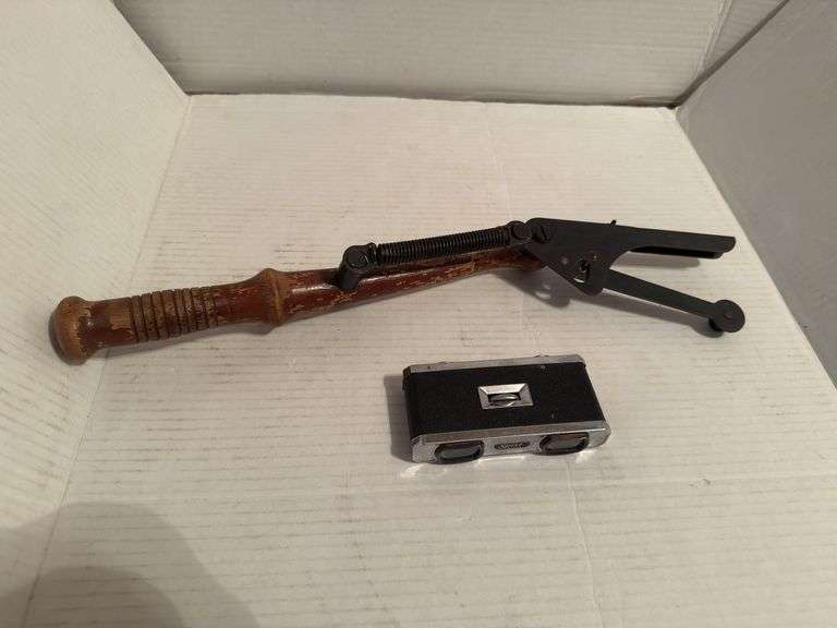 Binoculars and Clay Pigeon Thrower