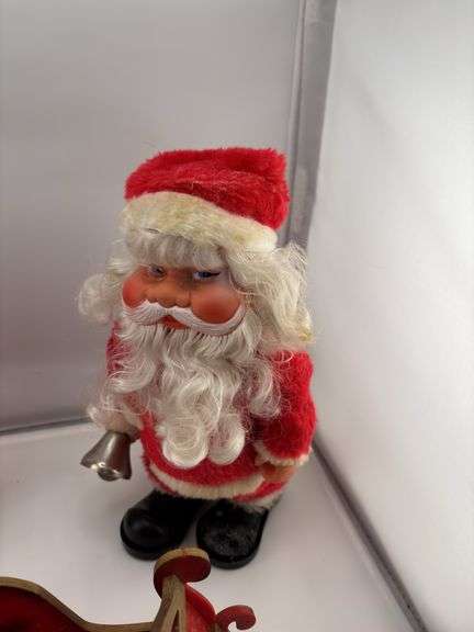 Vintage Santa Claus figurines