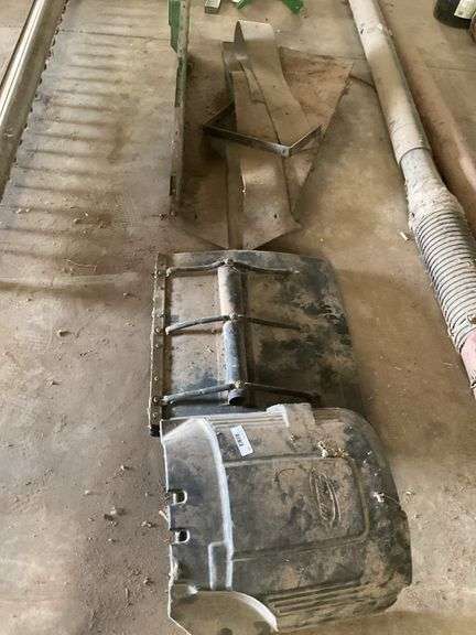 Vortec engine cover and truck part image