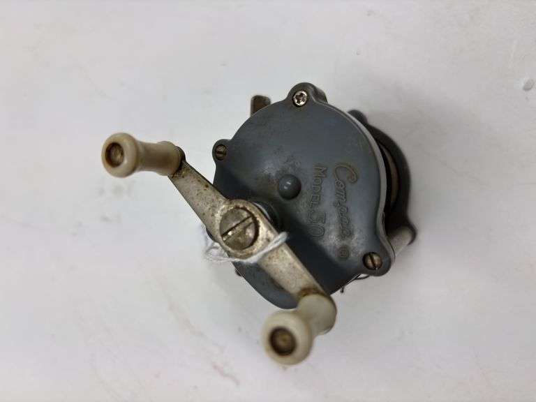 Compac Model 30 Fishing Reel