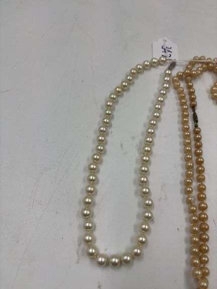 Pearl Necklace Assortment - Three Strands