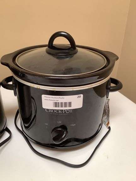 Crock-Pot Slow Cooker Duo: Large and Little Dipper Models