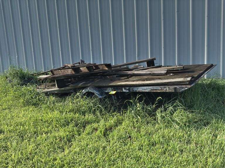 Small flatbed trailer w/ wood pcs image