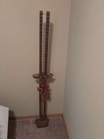 Handcrafted Wooden Reindeer Decoration