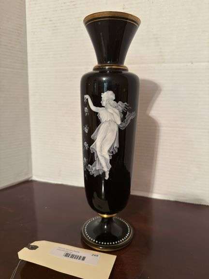 Mary Gregory vase