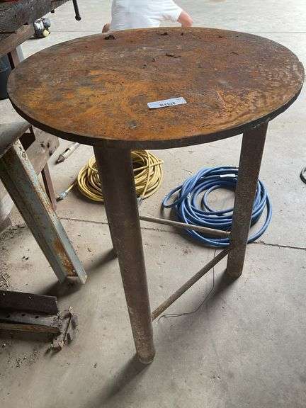 Round Metal Welding Table image