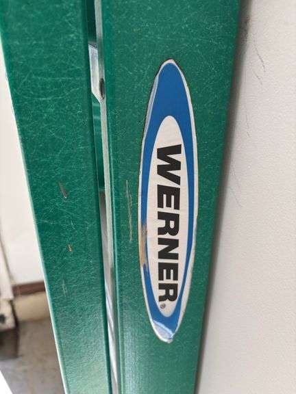 Werner 6-Foot Fiberglass Step Ladder