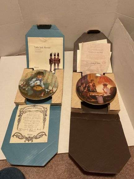 Collector Plates: Reco 'Little Jack Horner' & Knowles 'Pondering on the Porch'