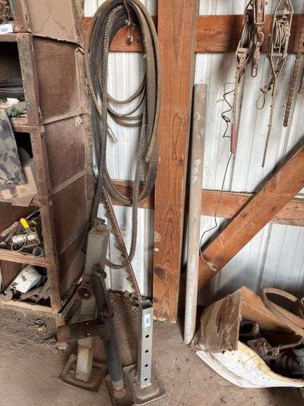 Implement Jacks (parts), farm equipment parts image