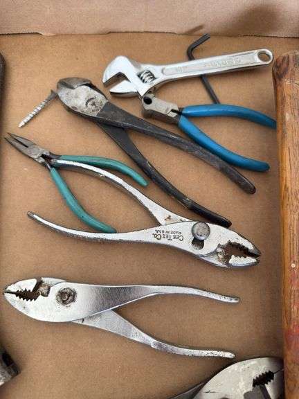 Mixed Lot of Various Hand Tools