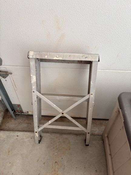 Small Folding Aluminum Step Ladder