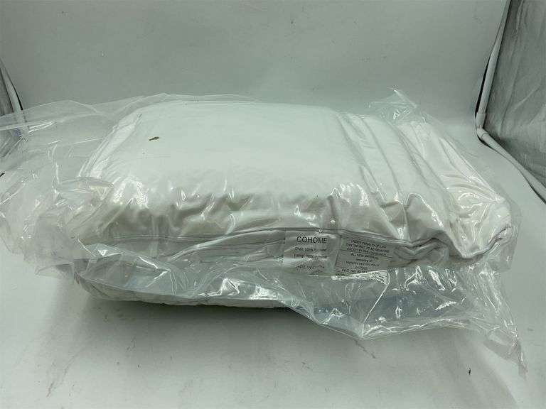 COHOME white quilt image