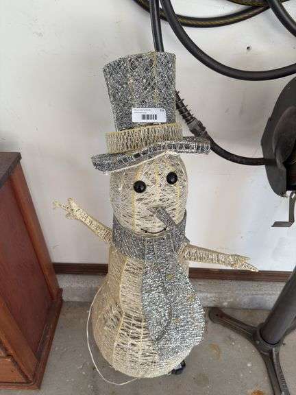 Illuminated Decorative Snowman with Top Hat