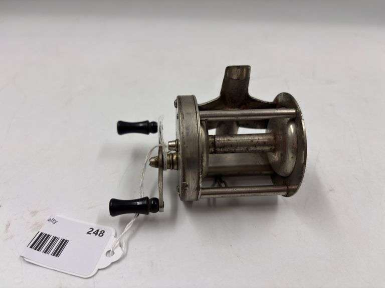 Shakespeare Acme 1904 Fishing Reel