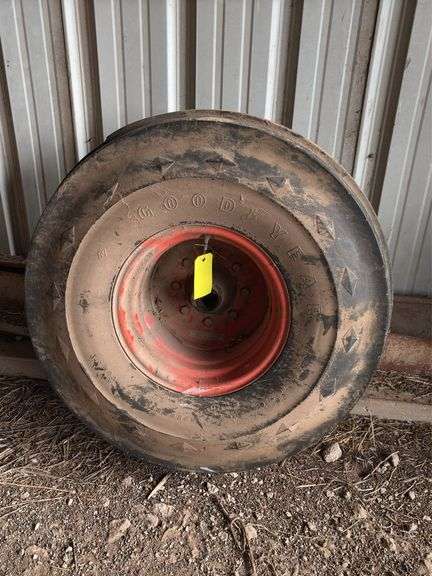 Good Year 14L-161 tire (used) image
