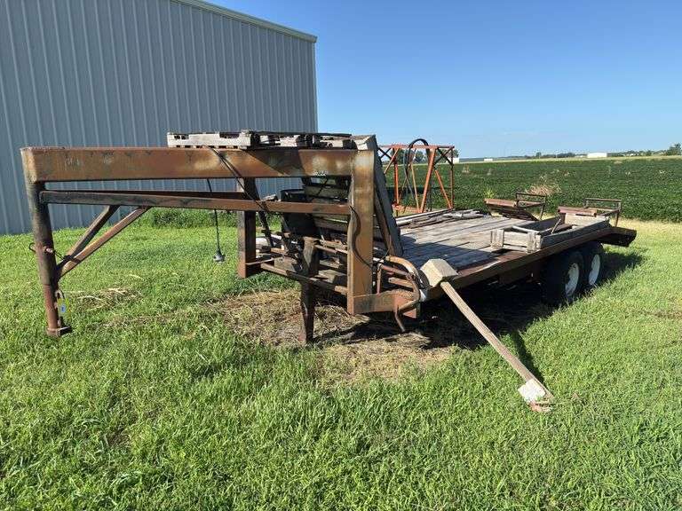 Shop built gooseneck trailer, 16 ft, 4 ft drop deck, metal fold ramps, tandem axle, floor needs repair (BILL OF SALE ONLY) image